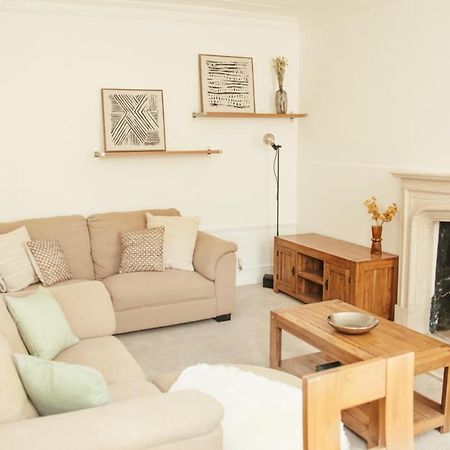 Garden Flat In Period Property Centrally Located Bath Eksteriør billede